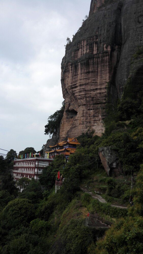 白石山.jpg